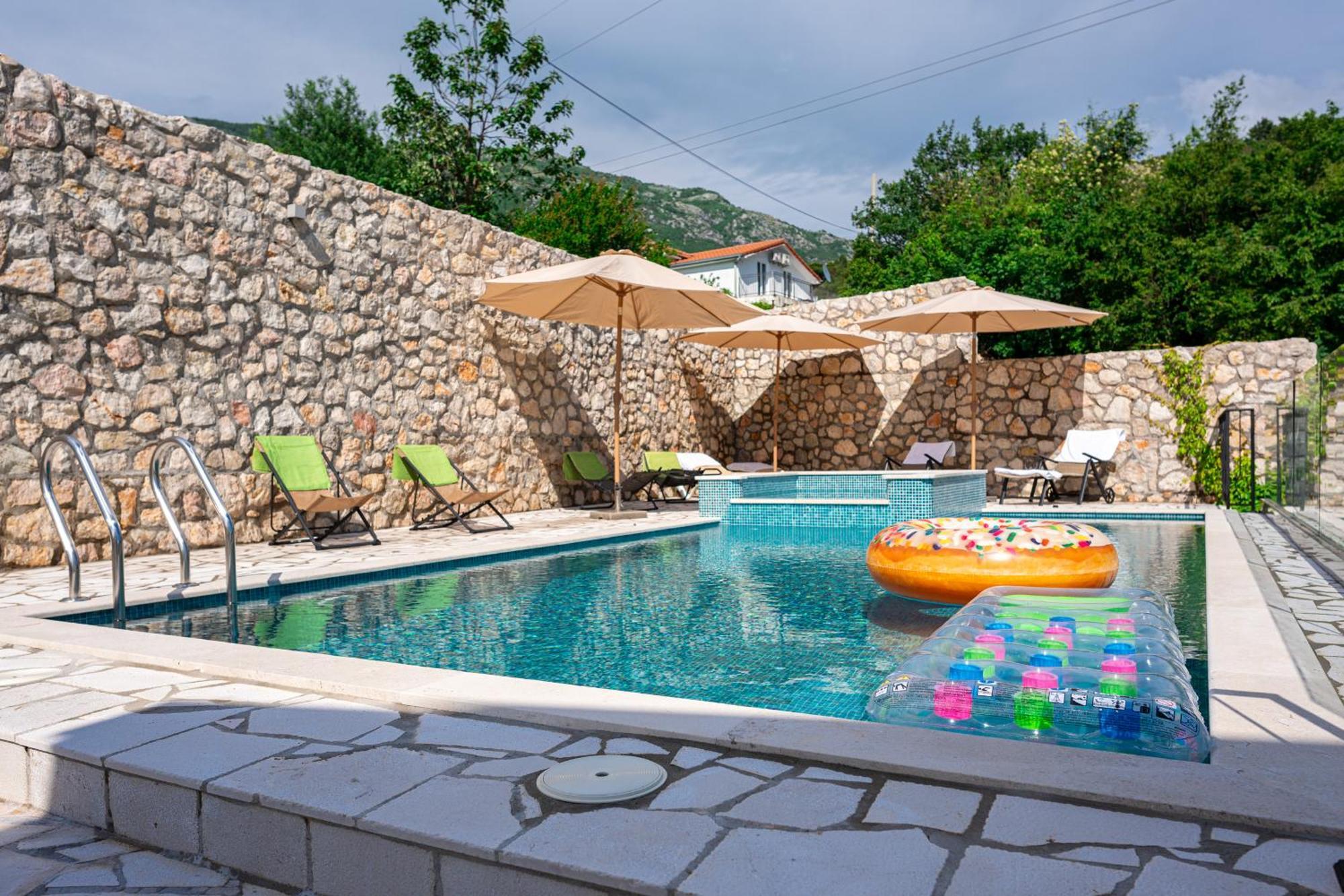 Ventus Rosa Apartment *
